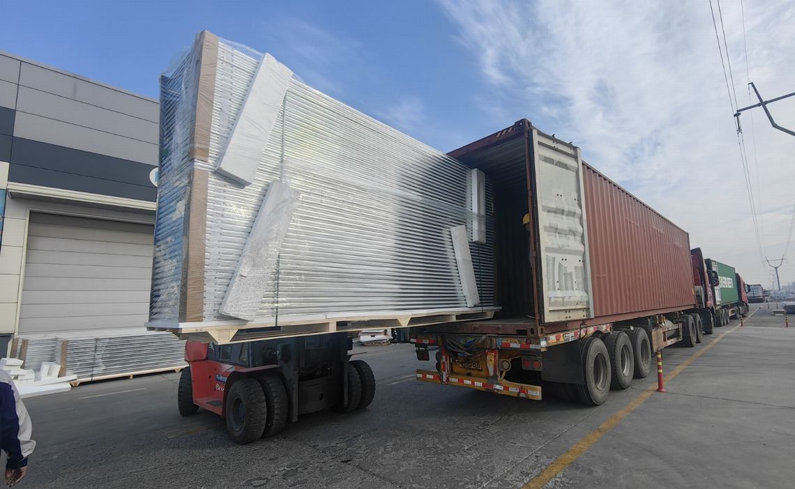 Loading of the sandwich panel1